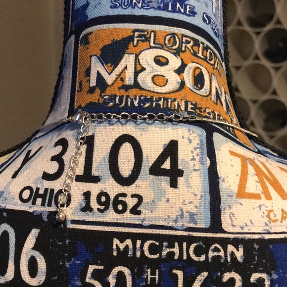 Halter top - Picture 4 of 5